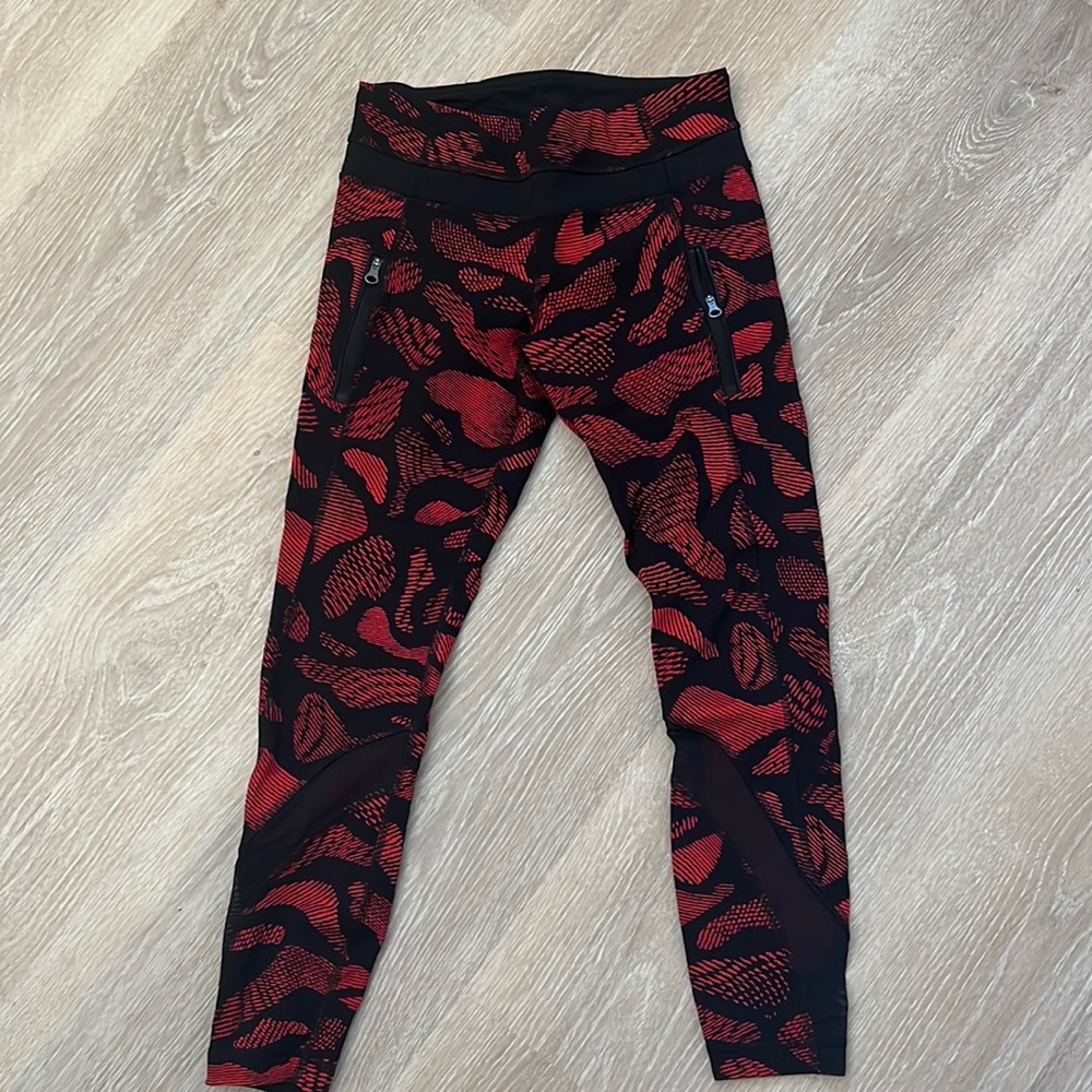 Lululemon cropped leggings | size 4
